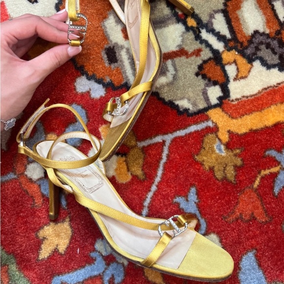 RARE Christian Dior Gold Satin Stiletto Heels 👠 - Picture 2 of 9